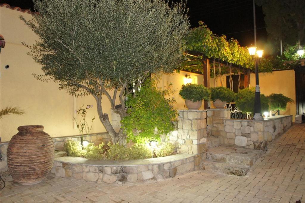 Stone Apartment *