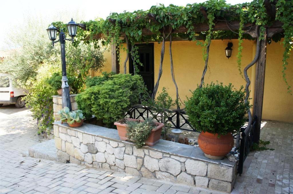 Stone Apartment *