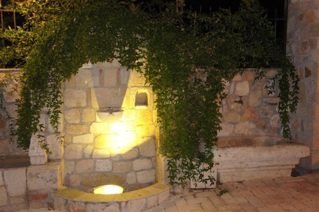 Stone Corinth